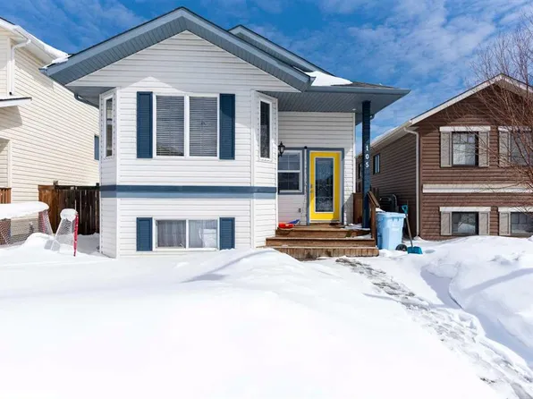 105 SE Elderberry St, Wood Buffalo, AB T9K 0N6
