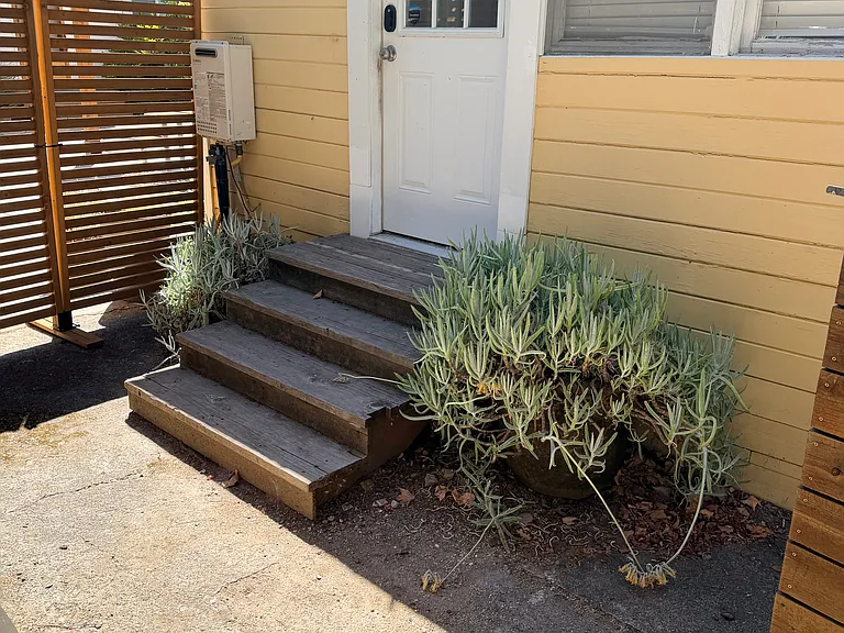 1813 Fair Way — Photo 24