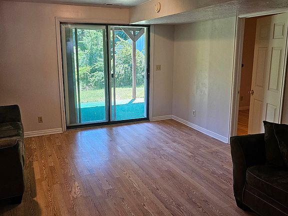 3rd image of 4180 S Liberty Ave