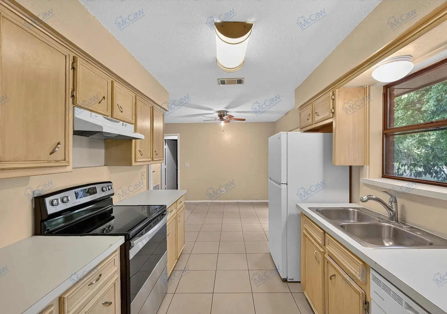 1410 White Way — Photo 4
