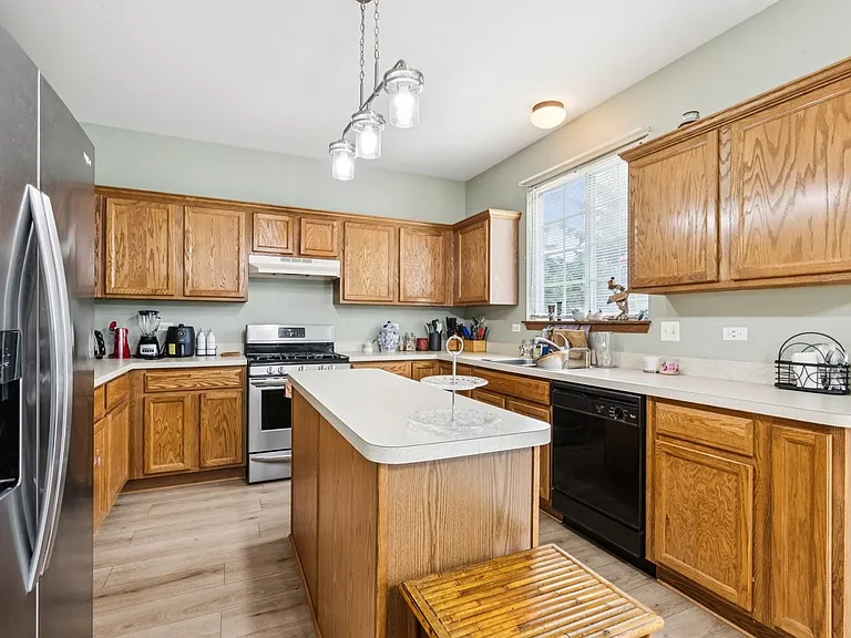 515 Declaration Ln — Photo 10