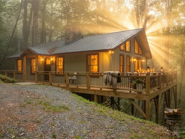 340 W Horse Shoe Ridge Road, Deep Gap, NC 28618