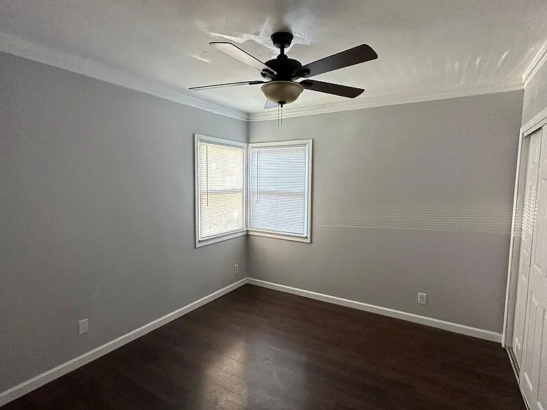 5860 Falcon Ave — Photo 5