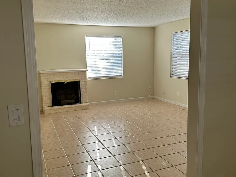 3600 Hedrick St #1 — Photo 2
