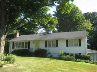 29 Grieb Rd, Wallingford, CT 06492