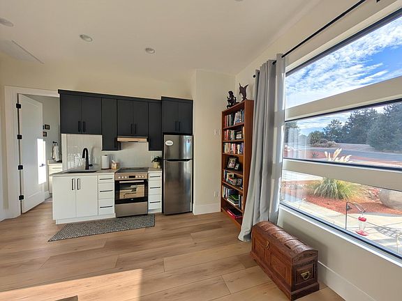 3rd image of 3020 Silver Reef Dr