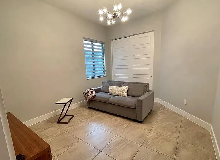 10715 Vista Ter — Photo 25