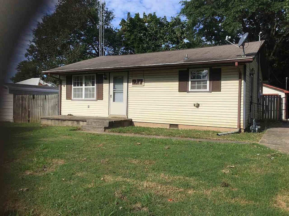 1st image of 217 Bratton Ave
