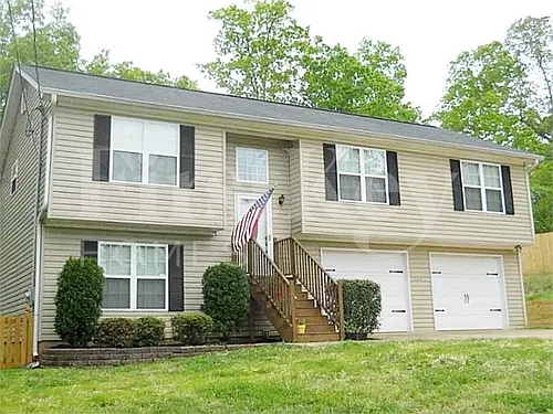 7437 Dogwood Trl Photo 1 7437 Dogwood Trl Photo 1
