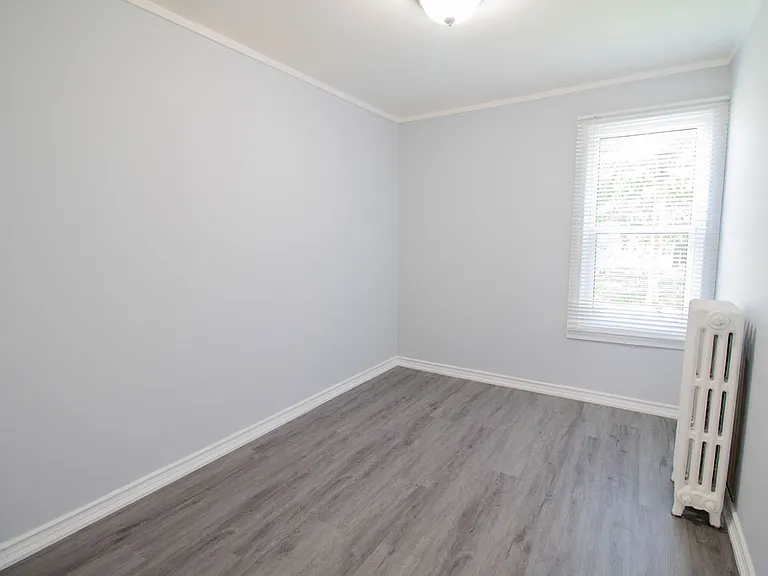 19 Dain Ave — Photo 11