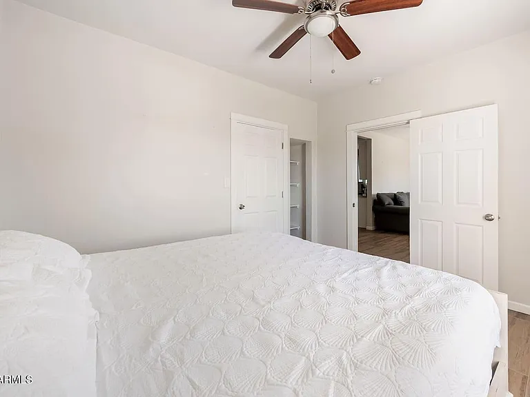 1514 E Fillmore St — Photo 19