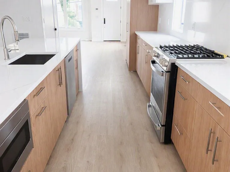210 Underhill Ave — Photo 6