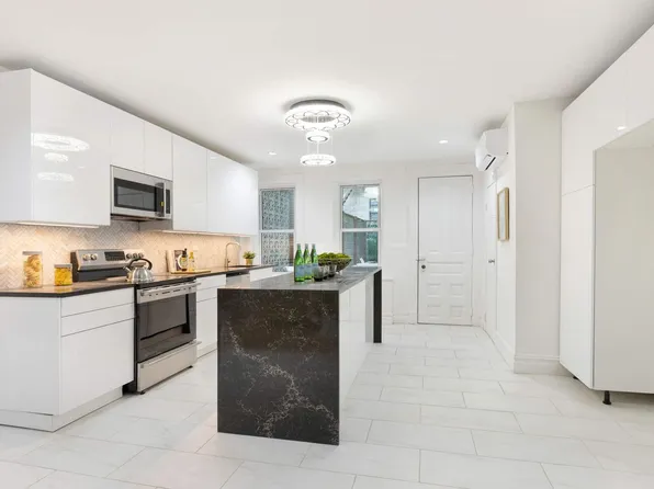 228 West 136th Street image 3 of 22