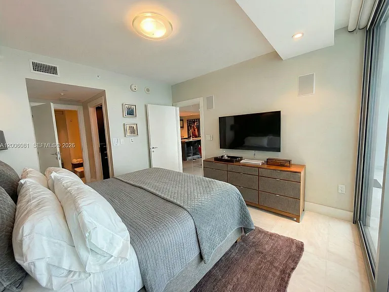 200 Biscayne Boulevard Way #4310 — Photo 14