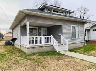 103 W Ogara St, Harrisburg, IL 62946