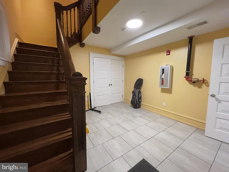 2126 Locust St #1R — Photo 57