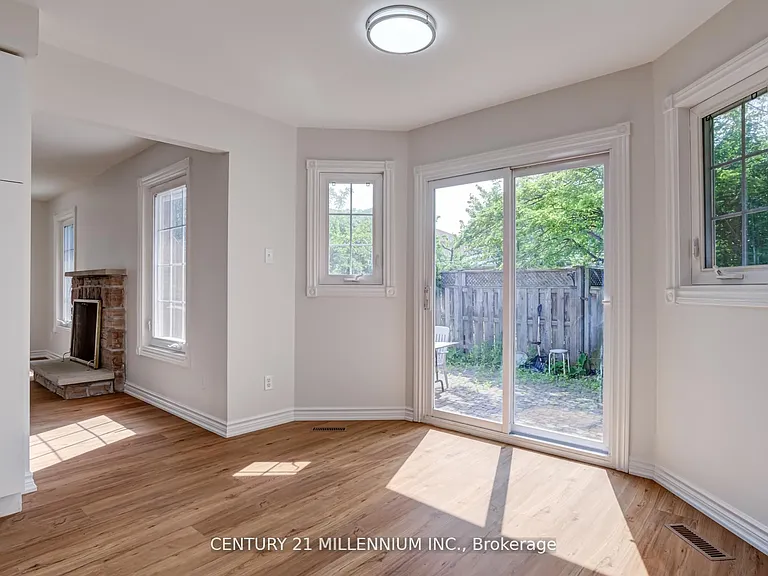 1572 Cartier Ct — Photo 12
