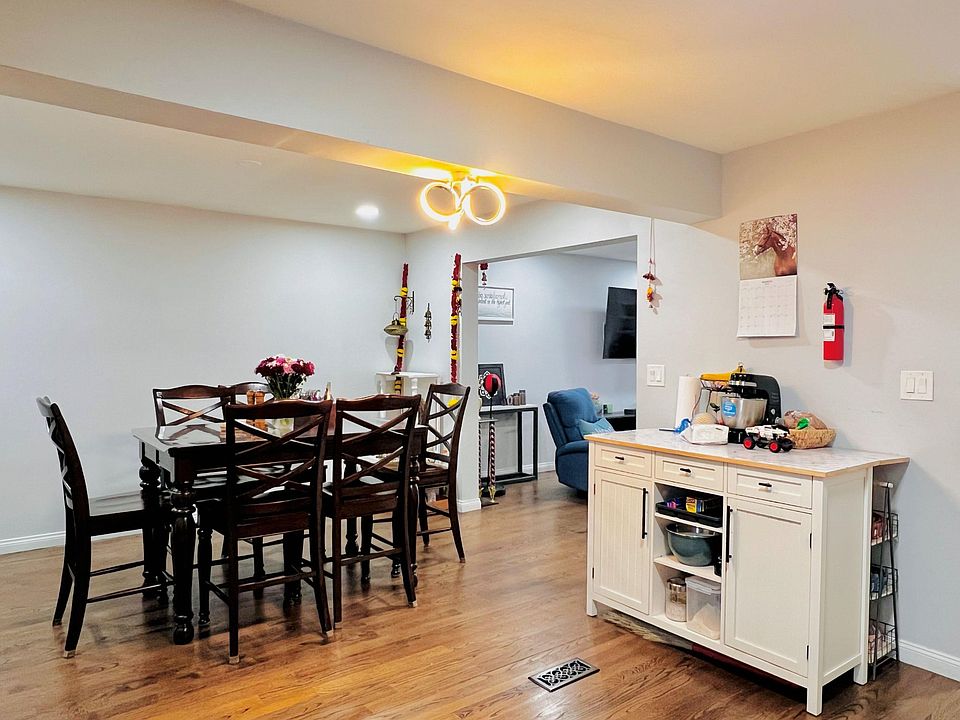 1st image of 4805 Hana Rd