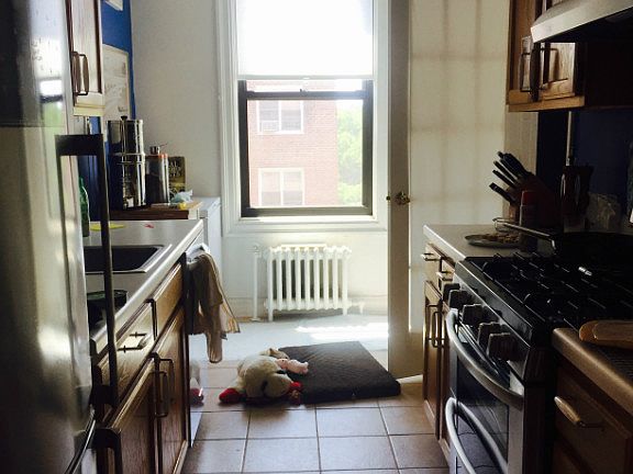 2nd image of 8300 Talbot St #6E