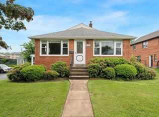 2904 Armstrong Ave, Secane, PA 19018