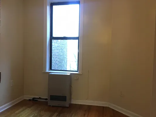 Rented by Lang Realty LLC | media 19