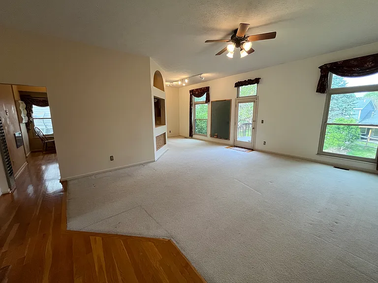 6400 Belmont Park Ct — Photo 3