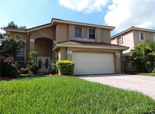 16340 SW 95th Ln, Miami, FL 33196