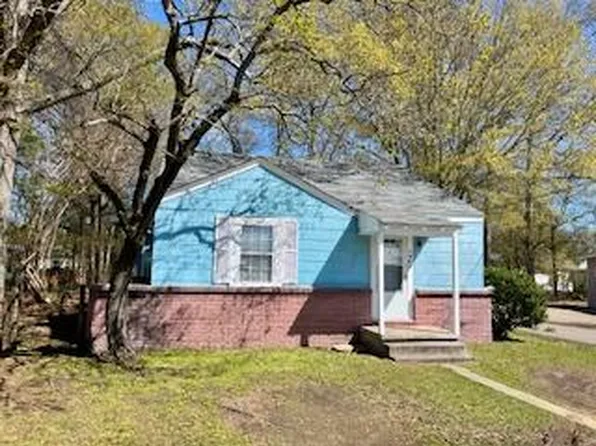 1607 Adeline St, Hattiesburg, MS 39401