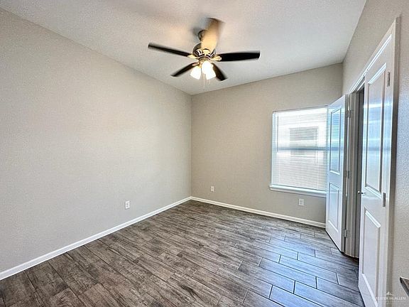 4th image of 1205 W Sucre Dr #5