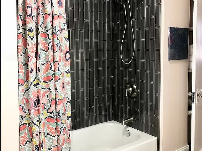 45 E 60th St #3 — Photo 11