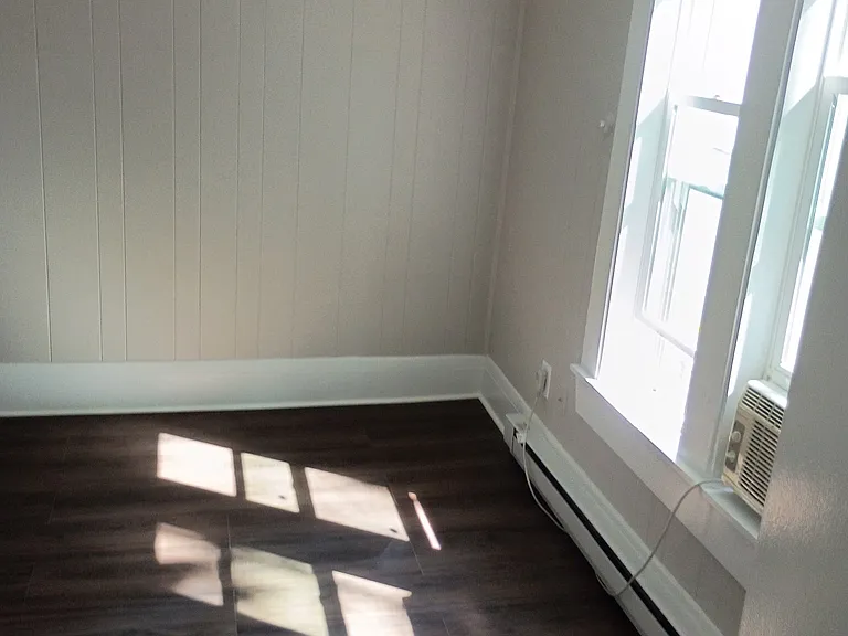 145 Crescent St #X — Photo 6