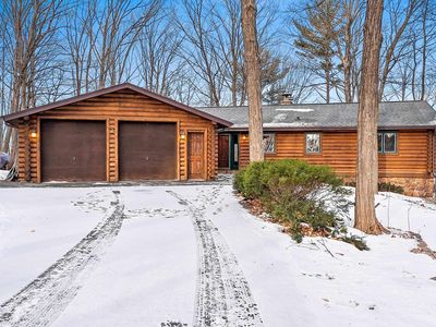 11 Breyerwood Ct, Hortonville, WI, 54944