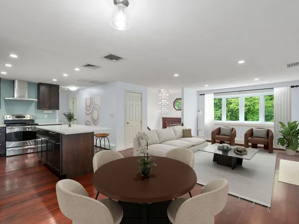 231 Totten Pond Rd, Waltham, MA 02451