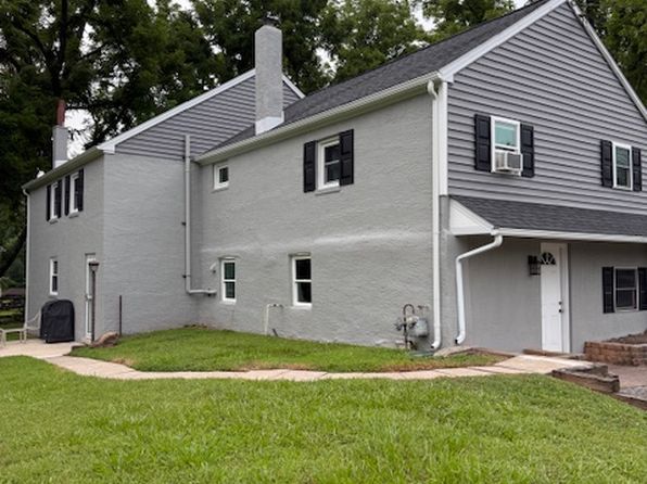 1015 Township Line Rd