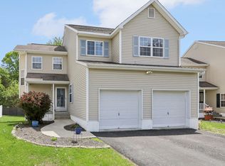 36 Alexander Dr, Washingtonville, NY 10992