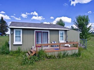 3095 Shamrock Ct, Gladwin, MI 48624