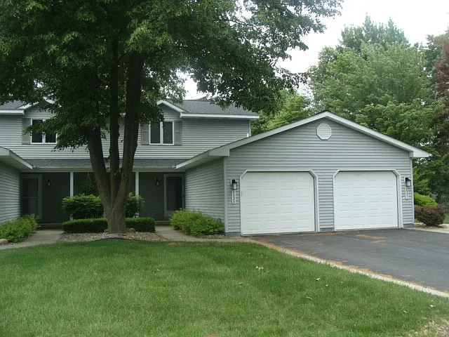 1525 Pheasant Rdg photo 1