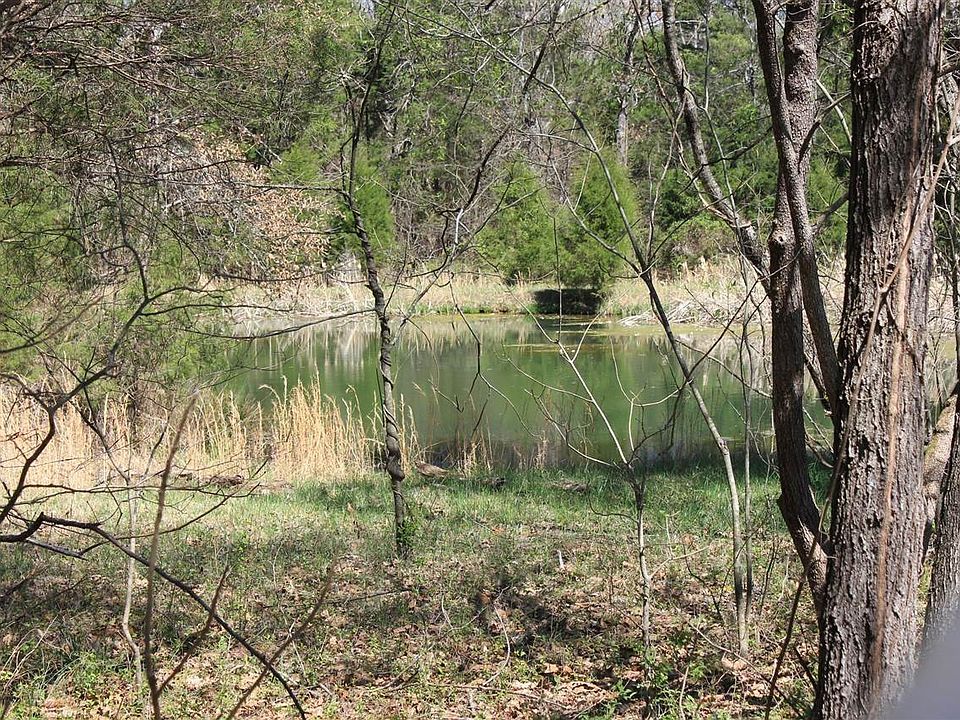 1st image of 820 Edwards Rd