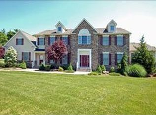 6 Riversedge Ter, Flemington, NJ 08822