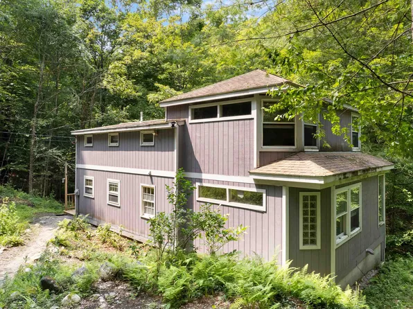 1219 Wickopee Hill Road, Dummerston, VT 05301