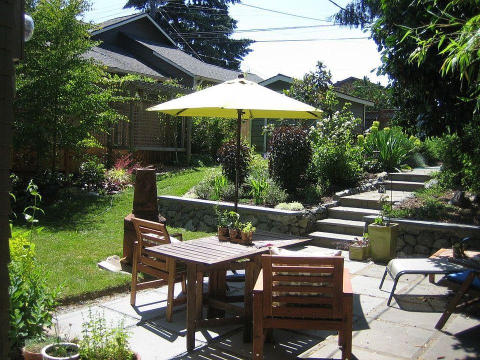back patio, flagstone walls and steps