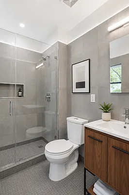 Bathroom, photo 1