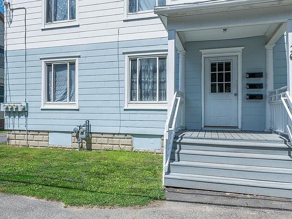 5th image of 36 Nichols Street