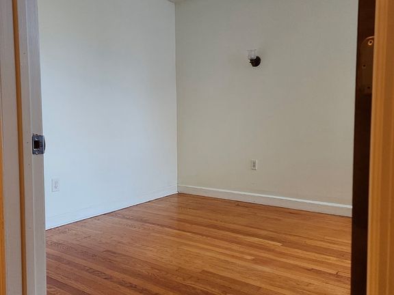 2nd image of 382-386 Highland Ave Unit 105