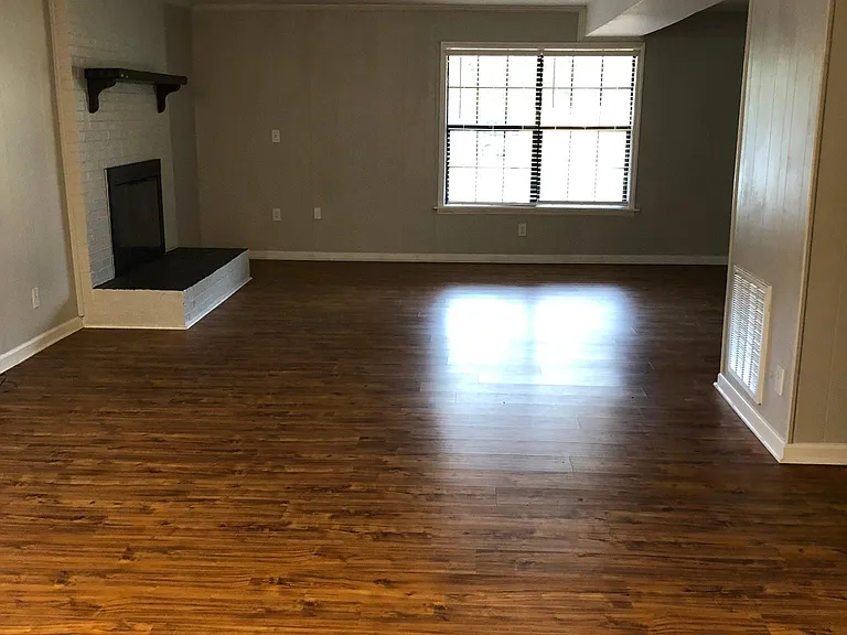 5916 Grosner Pl — Photo 3