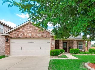1025 Comfort Dr, Forney, TX 75126