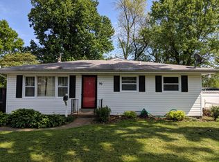 90 Cortez Dr, Florissant, MO 63031