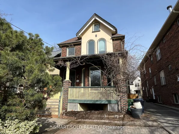 42 Amelia St, Toronto, ON M4X 1E1