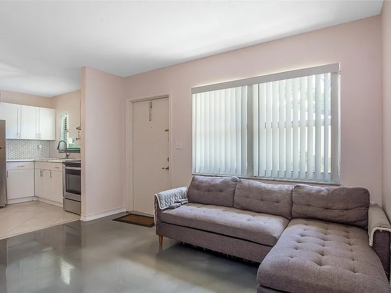 5186 NE 6th Ave #710 — Photo 12