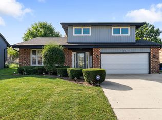 1741 W Goldengate Dr, Addison, IL 60101